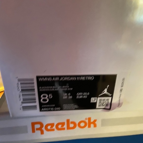 Jordan 11 animal instinct Women’s size 8.5 - Picture 2 of 2